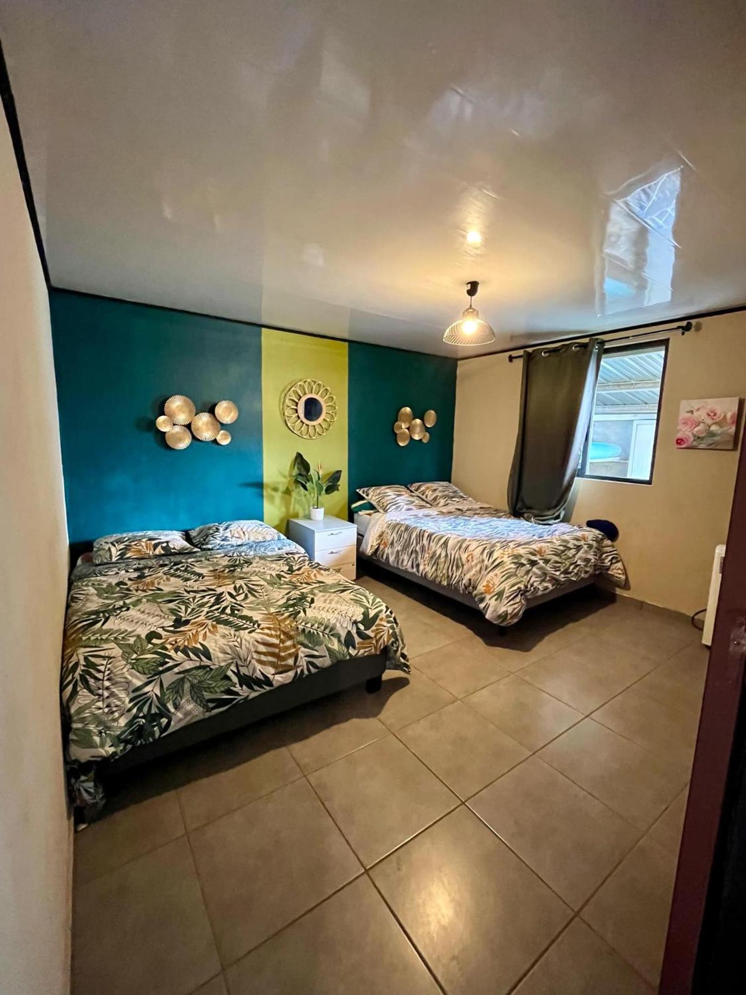 La Villa D'Isalya Sainte-Suzanne Extérieur photo