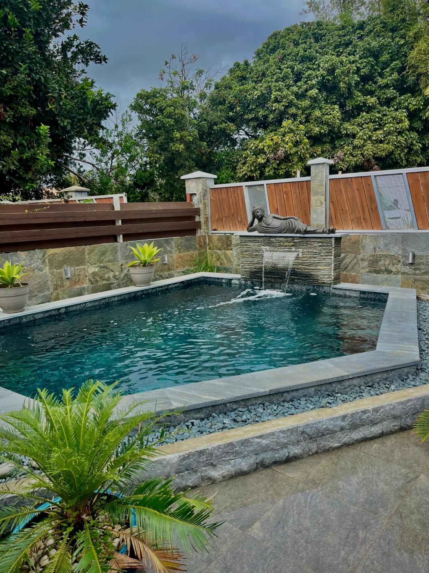 La Villa D'Isalya Sainte-Suzanne Extérieur photo